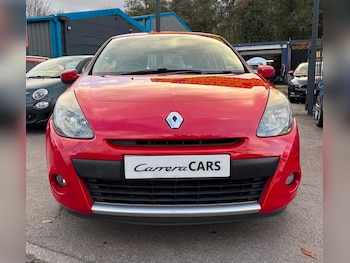 Used Renault Clio 2011 for sale - 76396642: Photo