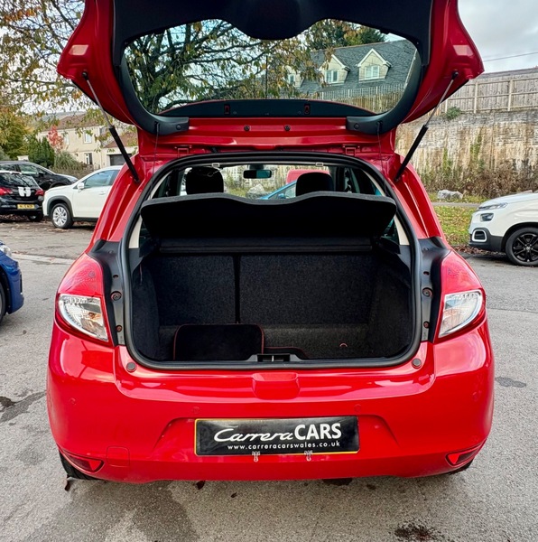 Used Renault Clio 2011 for sale - 76396642: Photo 8