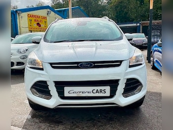 Used Ford Kuga 2016 for sale - 76178602: Photo 2