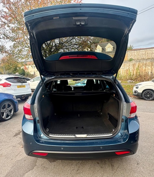 Used Hyundai i40 2012 for sale - 76386921: Photo 8