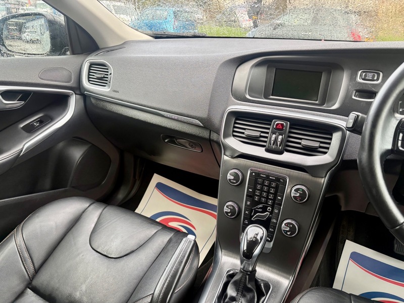 Used Volvo V40 2016 for sale - 77370396: Photo 13