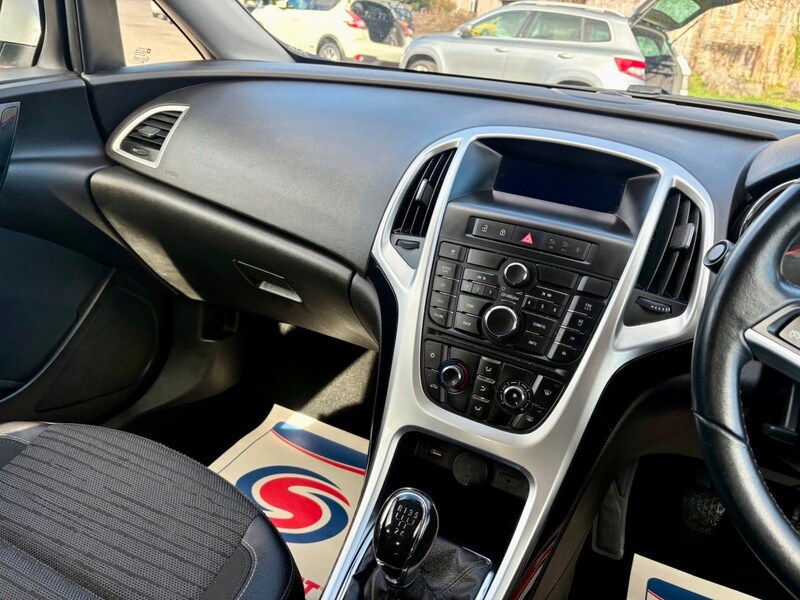 Used Vauxhall Astra 2015 for sale - 77850966: Photo 18