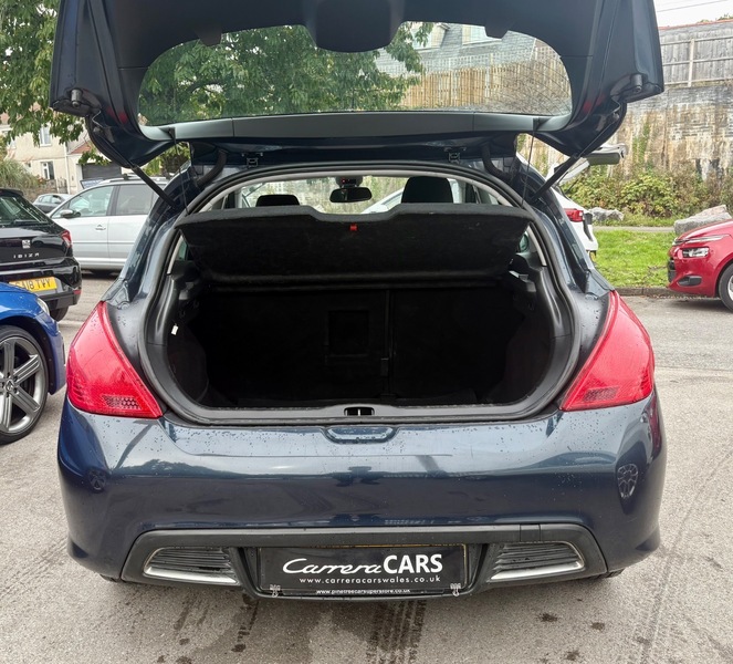 Used Peugeot 308 2012 for sale - 76119453: Photo 8