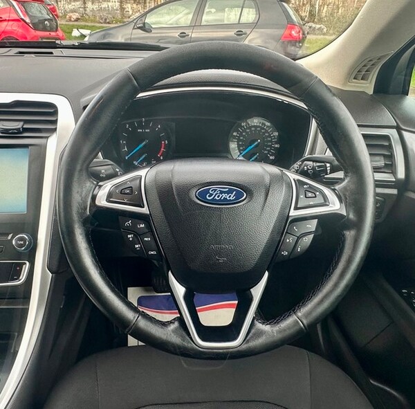 Used Ford Mondeo 2015 for sale - 73940836: Photo 12