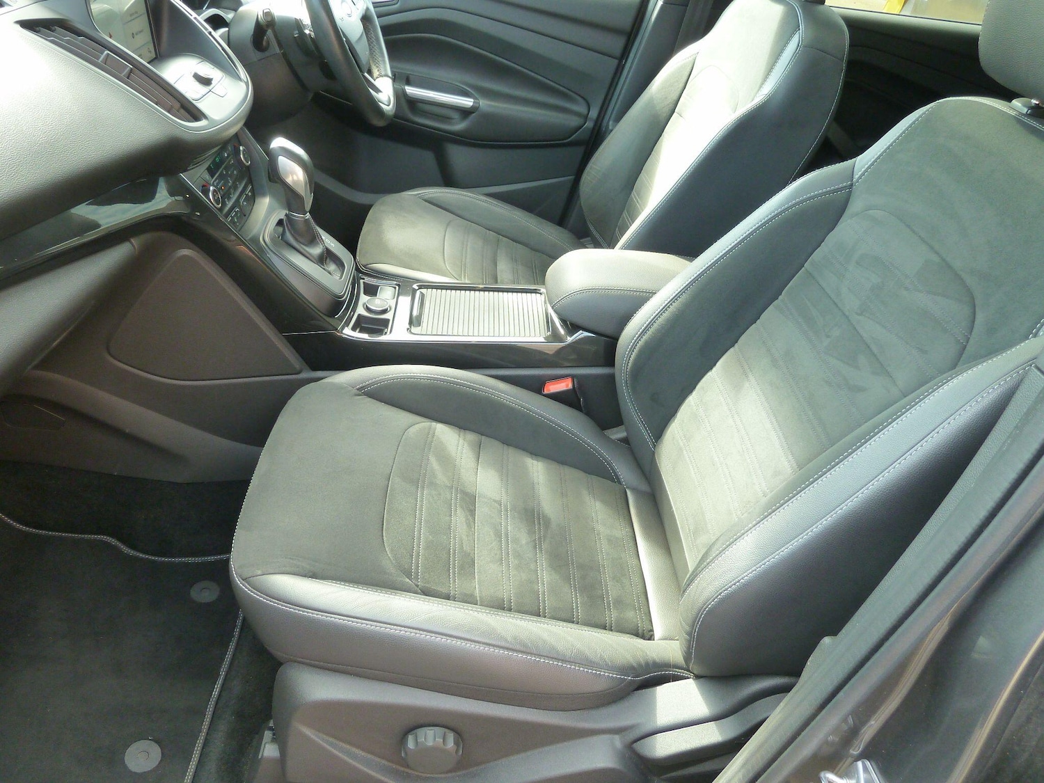 Used Ford Kuga 2016 for sale - 76136063: Photo 34