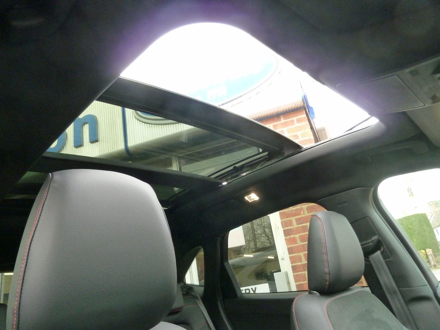 Used Ford Kuga 2023 for sale - 77695965: Photo 2