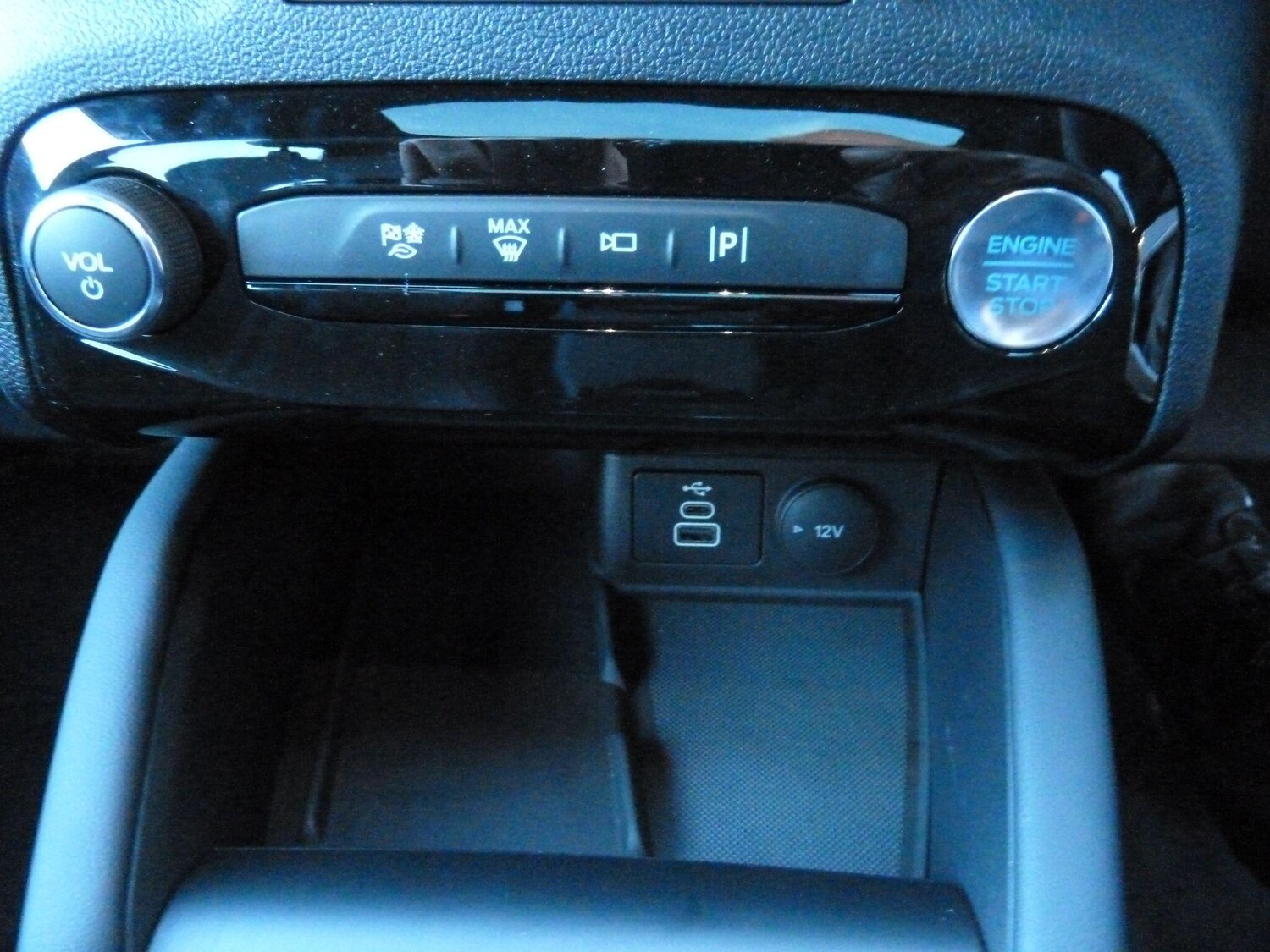 Used Ford Kuga 2025 for sale - 77670635: Photo 16