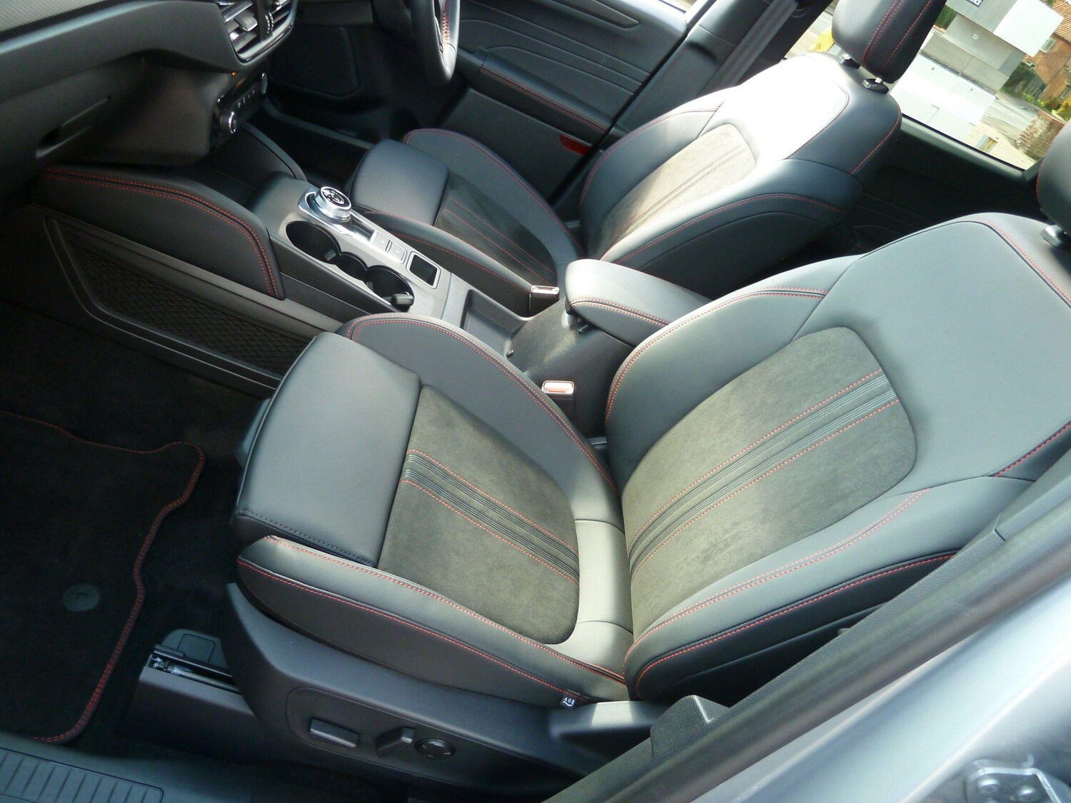 Used Ford Kuga 2024 for sale - 75991051: Photo 38