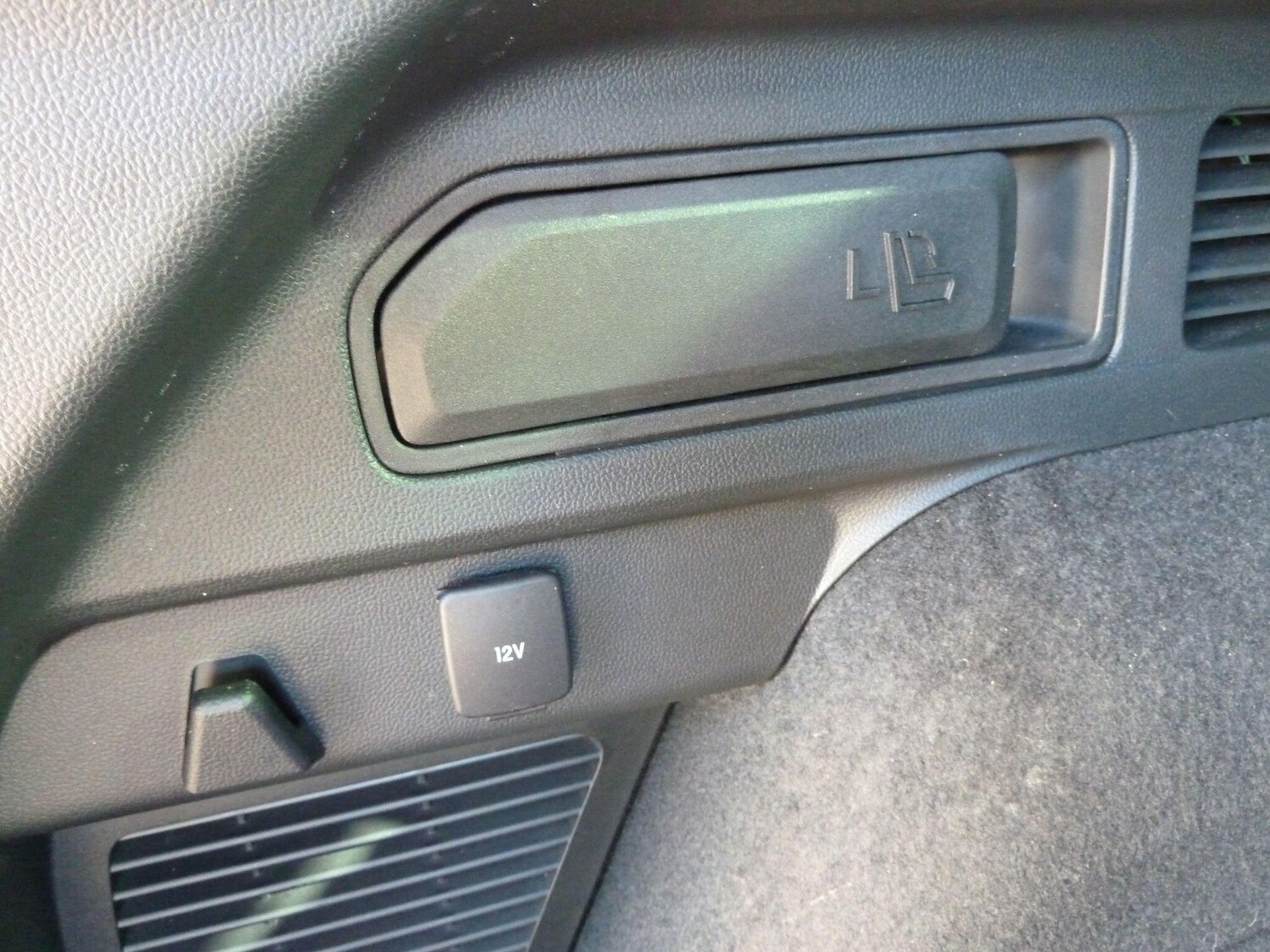 Used Ford Kuga 2023 for sale - 75991075: Photo 12