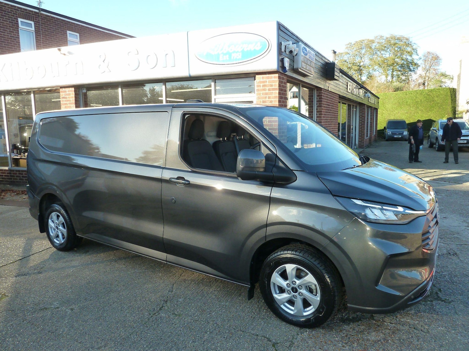Used Ford Transit Custom 2024 for sale - 76388940: Photo 1