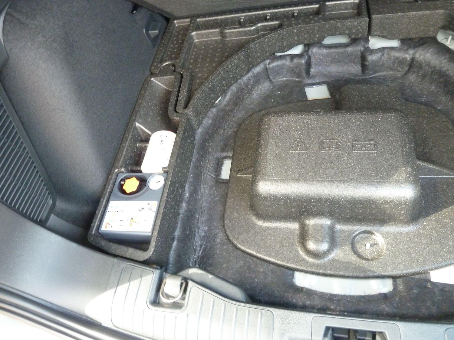 Used Ford Kuga for sale - 76988193: Photo 48