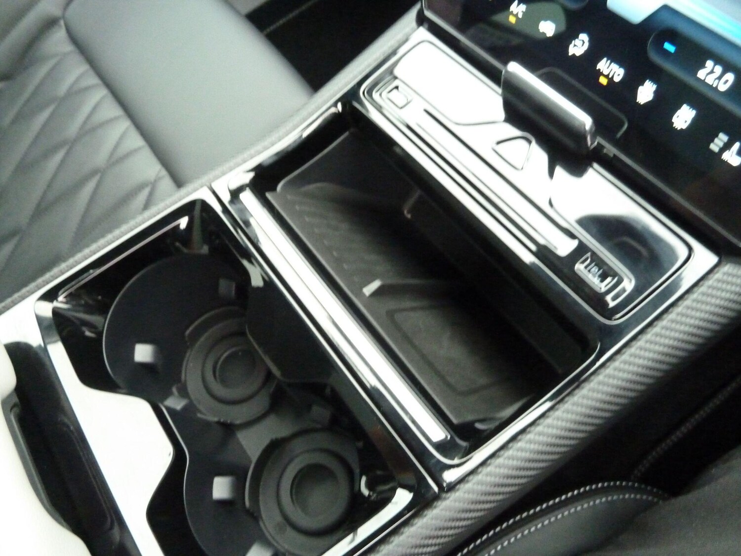 Used Ford Explorer 2024 for sale - 77190679: Photo 11