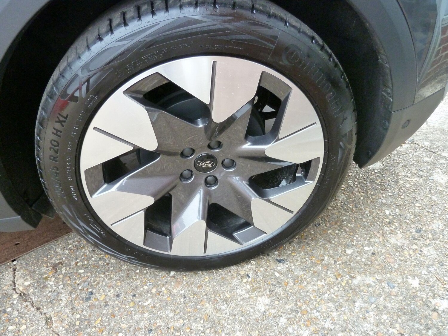 Used Ford Explorer 2024 for sale - 77190679: Photo 31