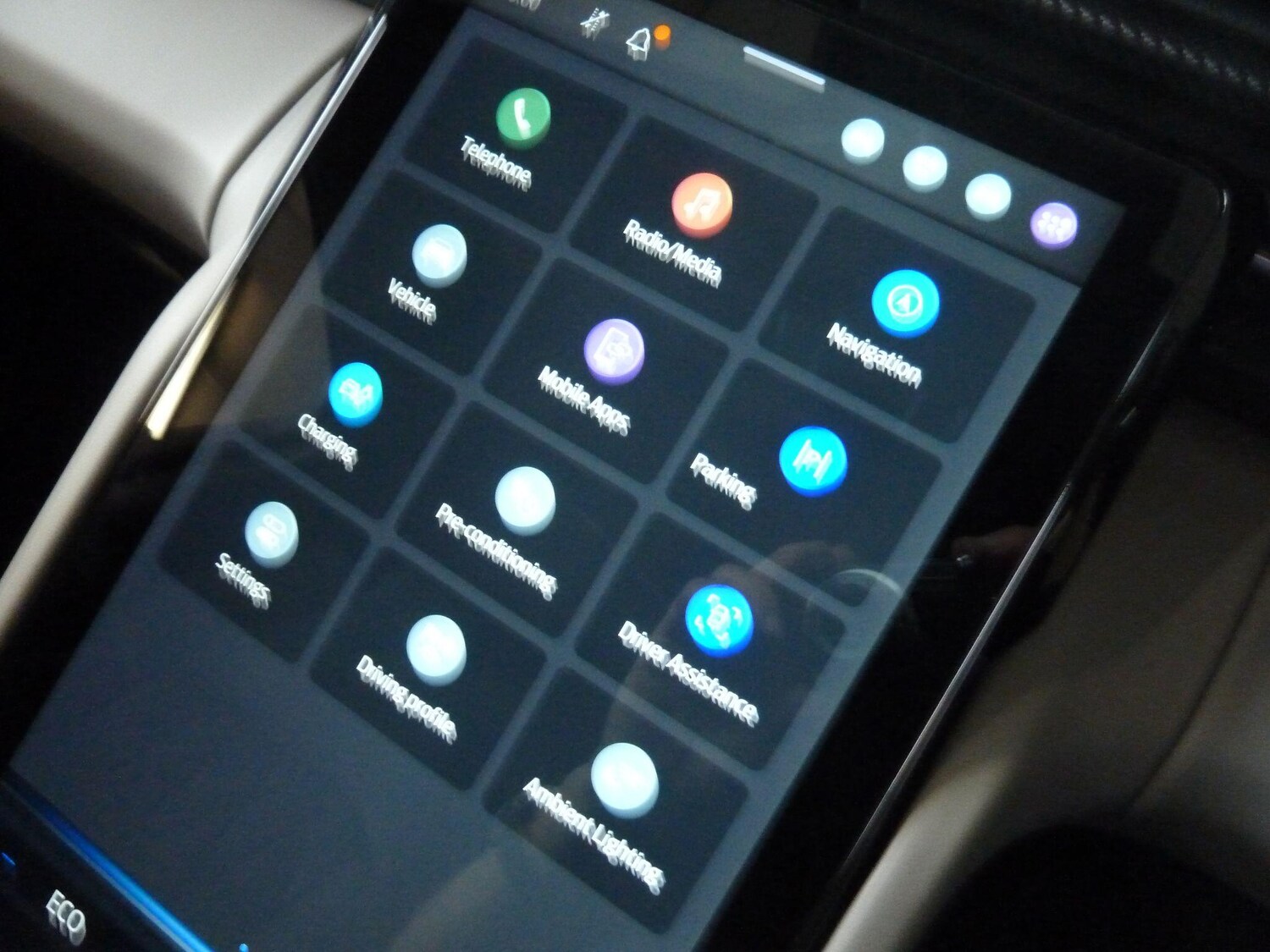 Used Ford Explorer 2024 for sale - 77190679: Photo 37