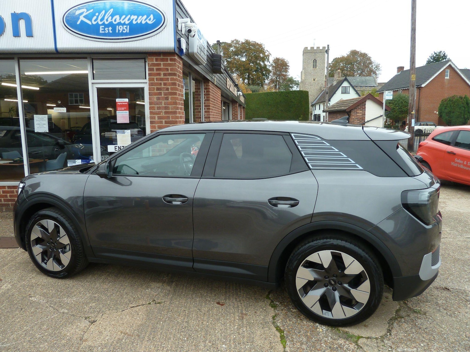 Used Ford Explorer 2024 for sale - 77190679: Photo 4