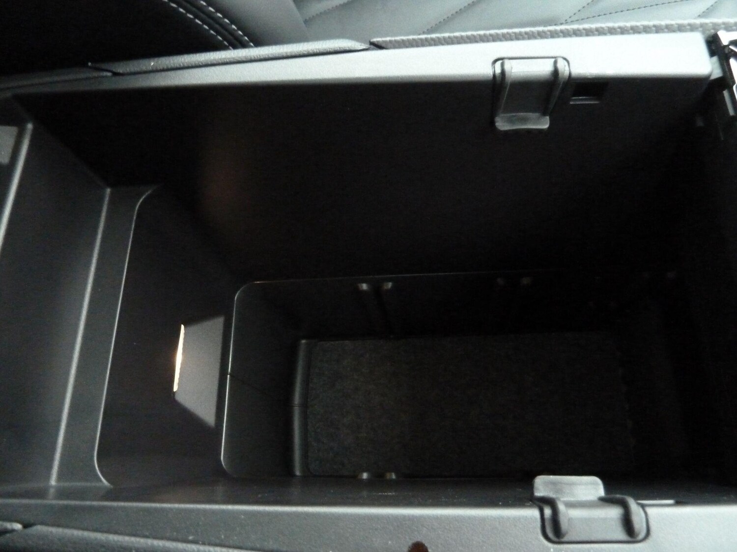 Used Ford Explorer 2024 for sale - 77190679: Photo 47