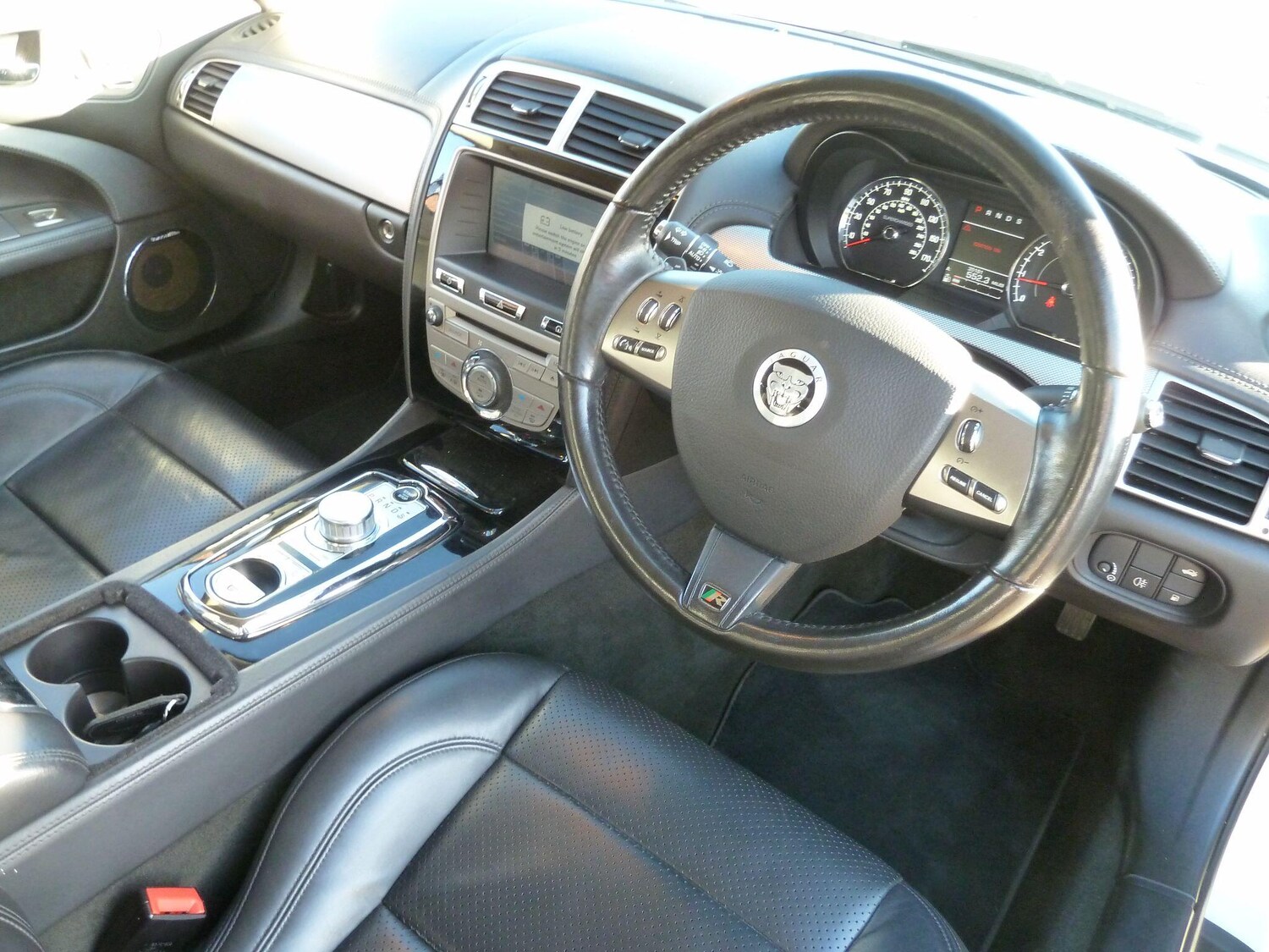 Used Jaguar XK 2010 for sale - 77039679: Photo 35
