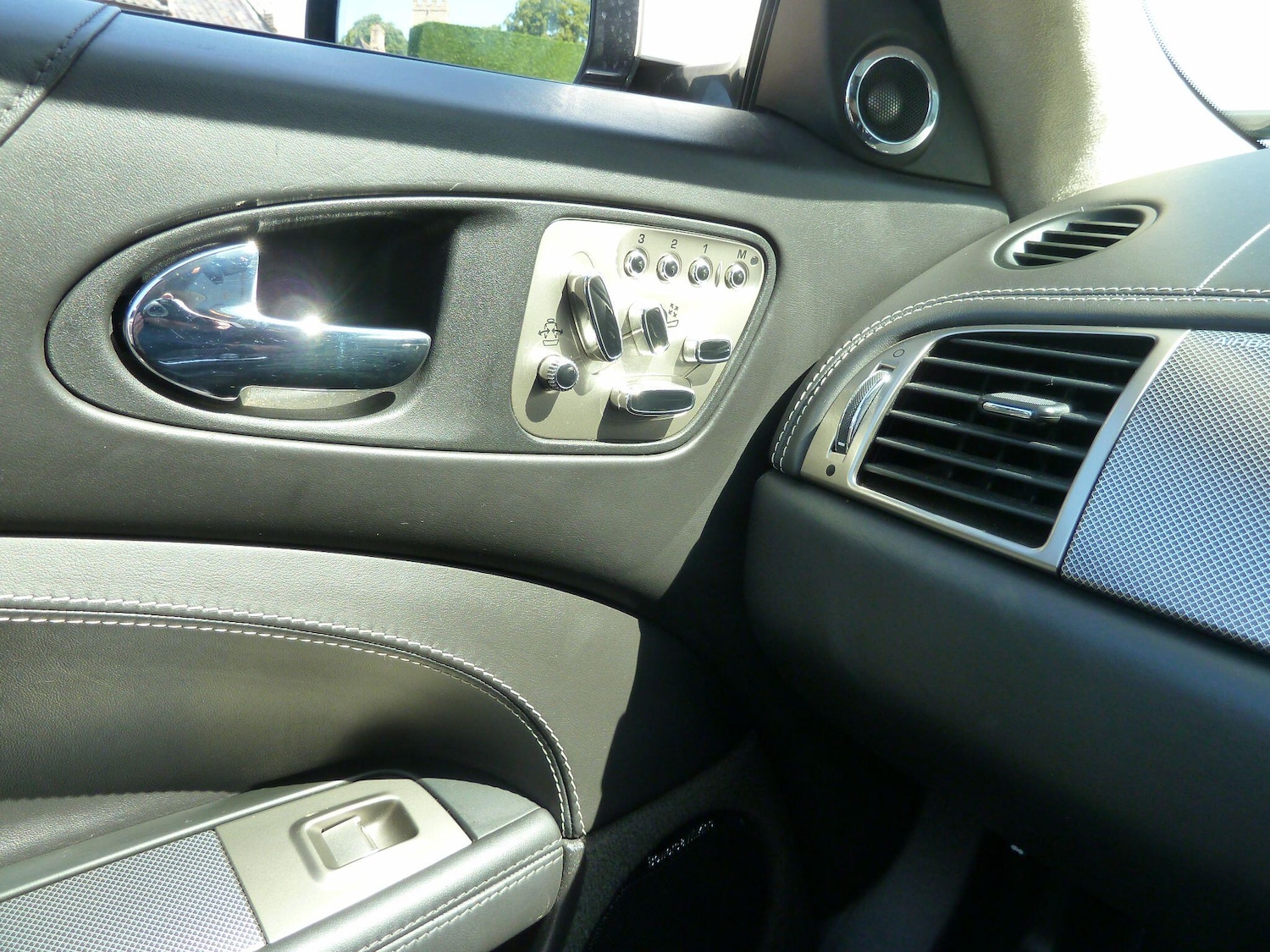 Used Jaguar XK 2009 for sale - 77924774: Photo 13