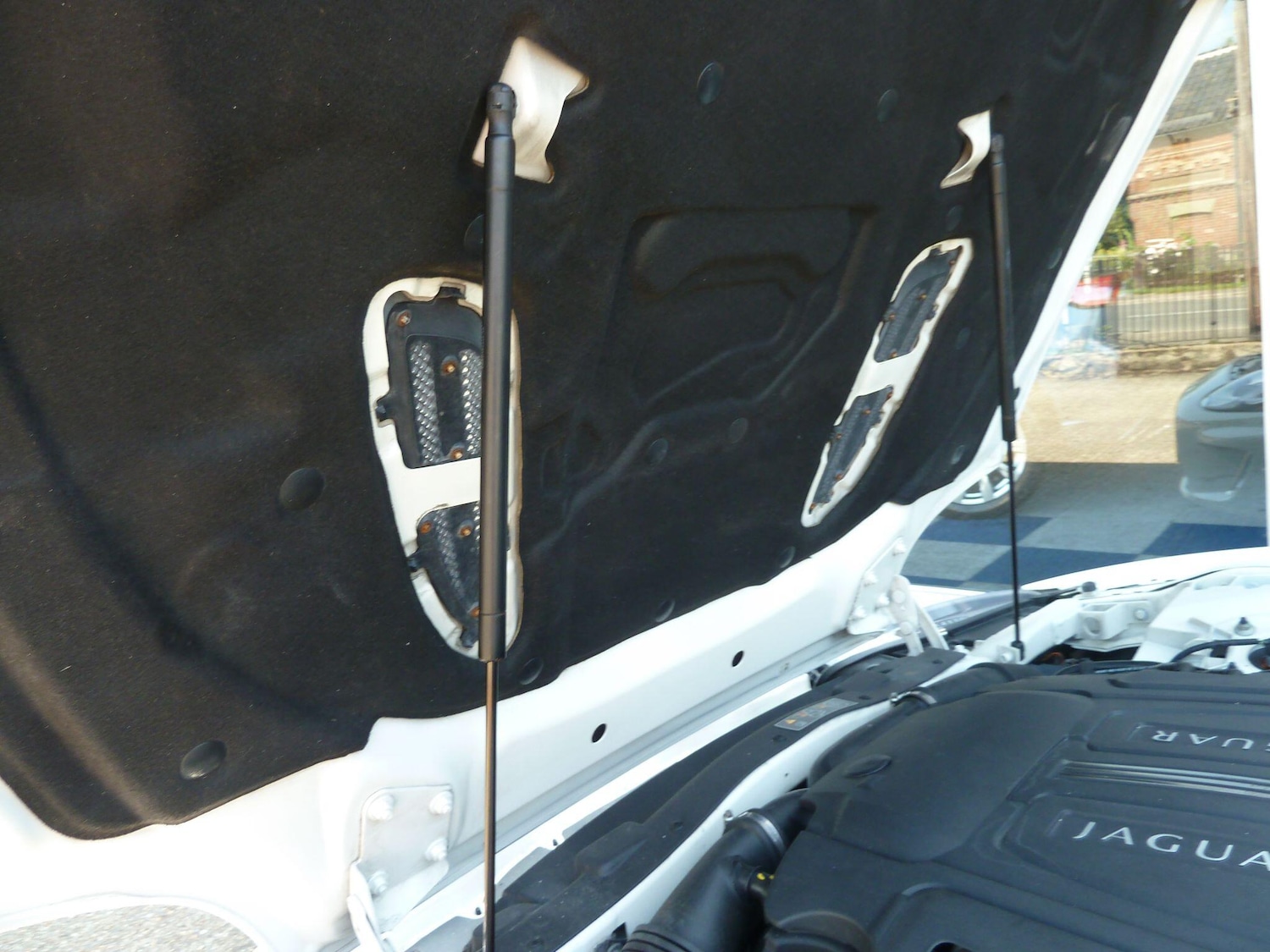 Used Jaguar XK 2009 for sale - 77924774: Photo 38