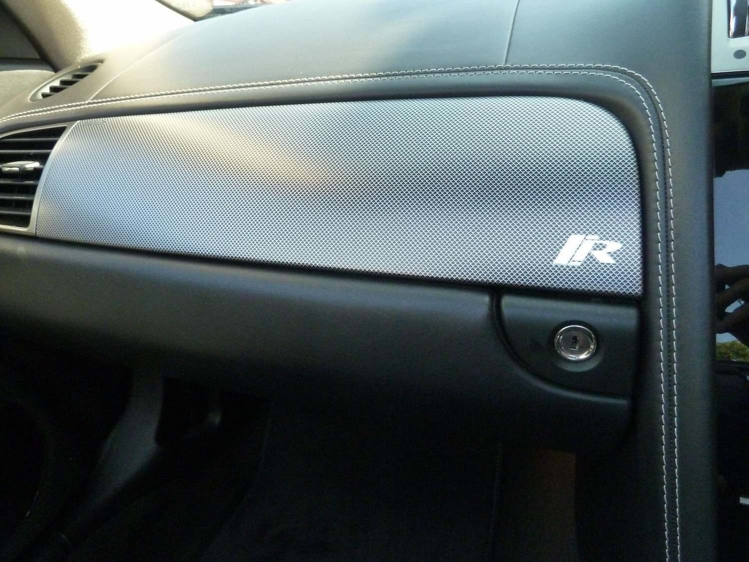 Used Jaguar XK 2009 for sale - 77924774: Photo 9