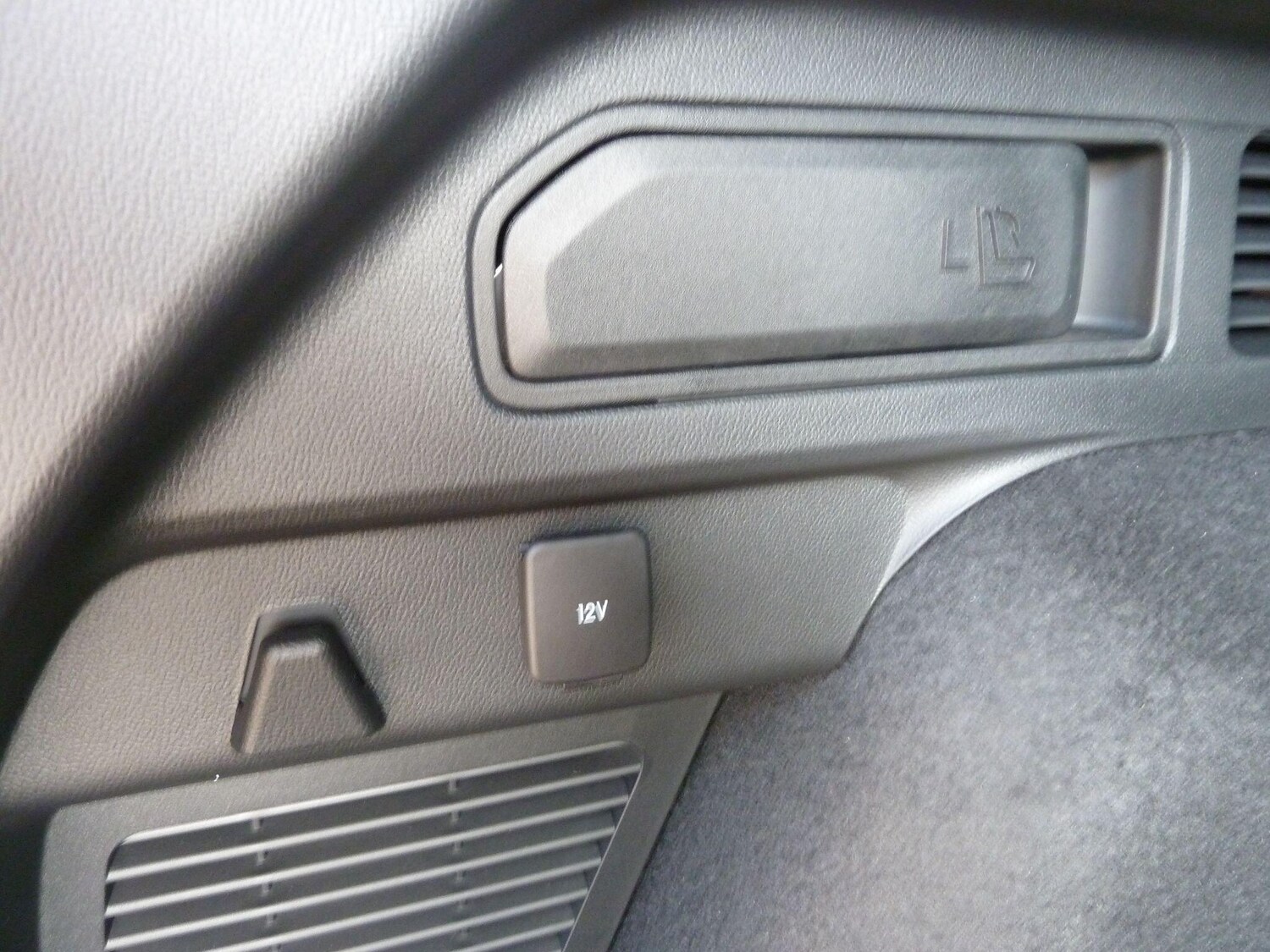 Used Ford Kuga 2022 for sale - 75989847: Photo 13