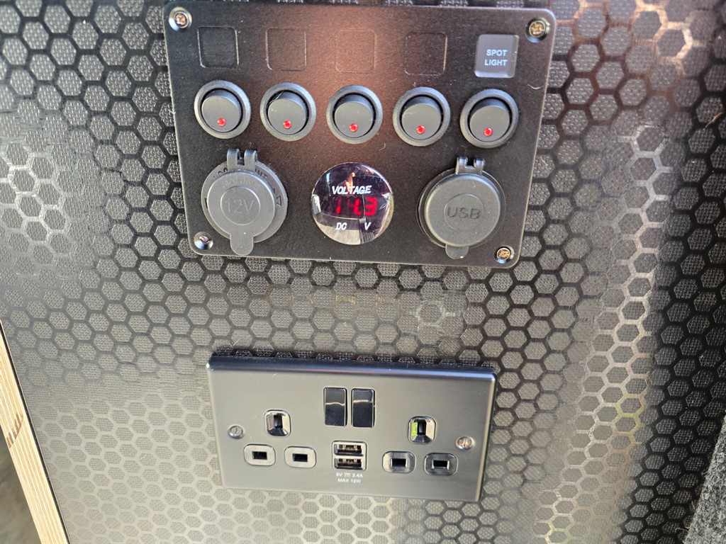 Used Volkswagen Transporter 2010 for sale - 76373046: Photo 31