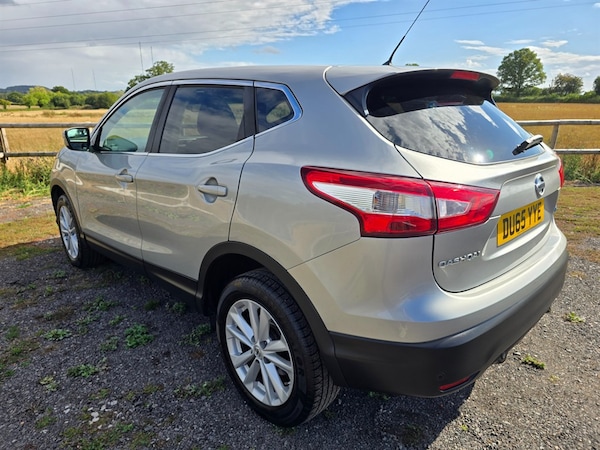 Used Nissan Qashqai 2015 for sale - 76112505: Photo 10