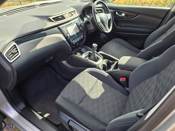 Used Nissan Qashqai 2015 for sale - 76112505: Photo 15