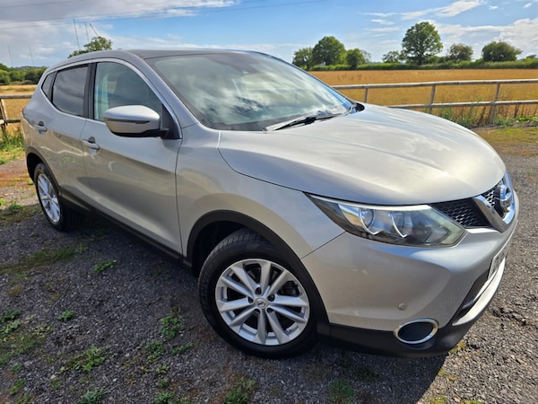 Used Nissan Qashqai 2015 for sale - 76112505: Photo 1