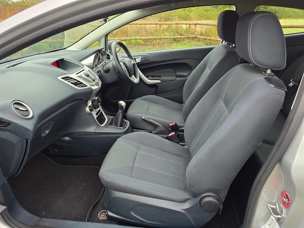 Used Ford Fiesta 2012 for sale - 76168910: Photo 14