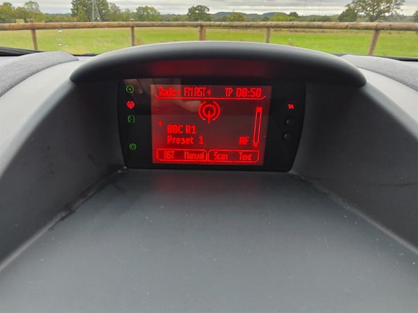 Used Ford Fiesta 2012 for sale - 76168910: Photo 18