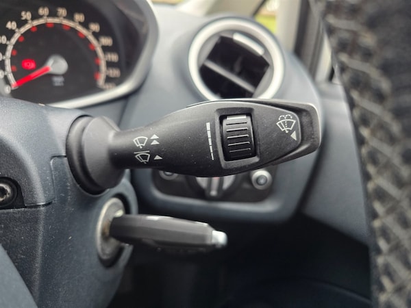 Used Ford Fiesta 2012 for sale - 76168910: Photo 23