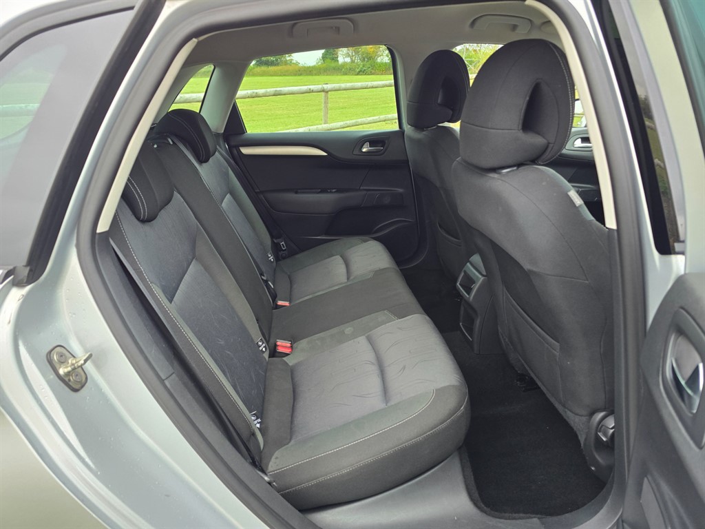 Used Citroen C4 2012 for sale - 76351108: Photo 16