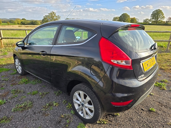 Used Ford Fiesta 2009 for sale - 76184164: Photo 10