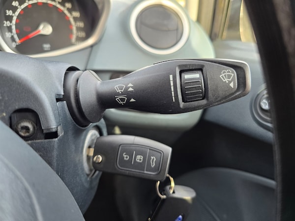 Used Ford Fiesta 2009 for sale - 76184164: Photo 23