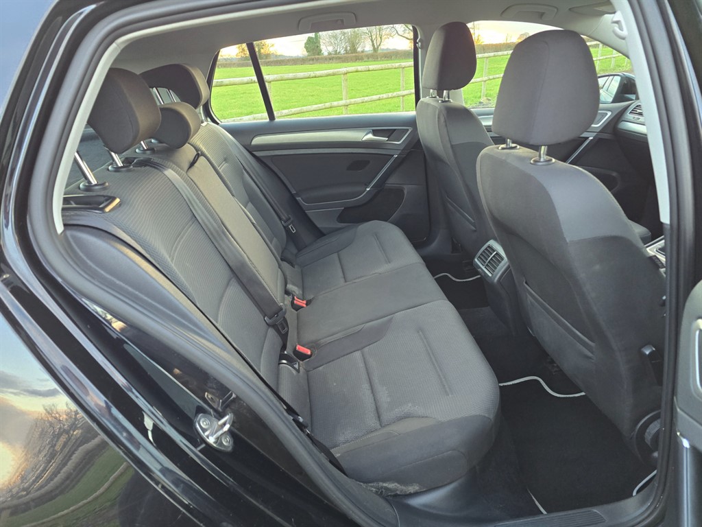 Used Volkswagen Golf 2015 for sale - 77160866: Photo 16