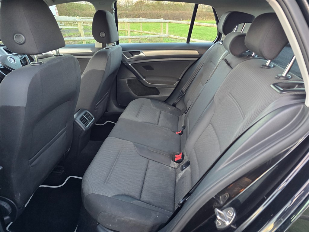 Used Volkswagen Golf 2015 for sale - 77160866: Photo 17