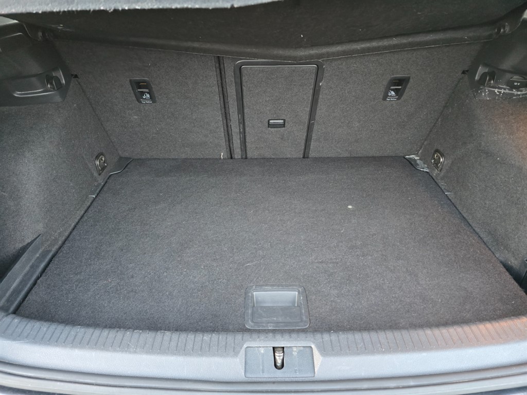 Used Volkswagen Golf 2015 for sale - 77160866: Photo 18