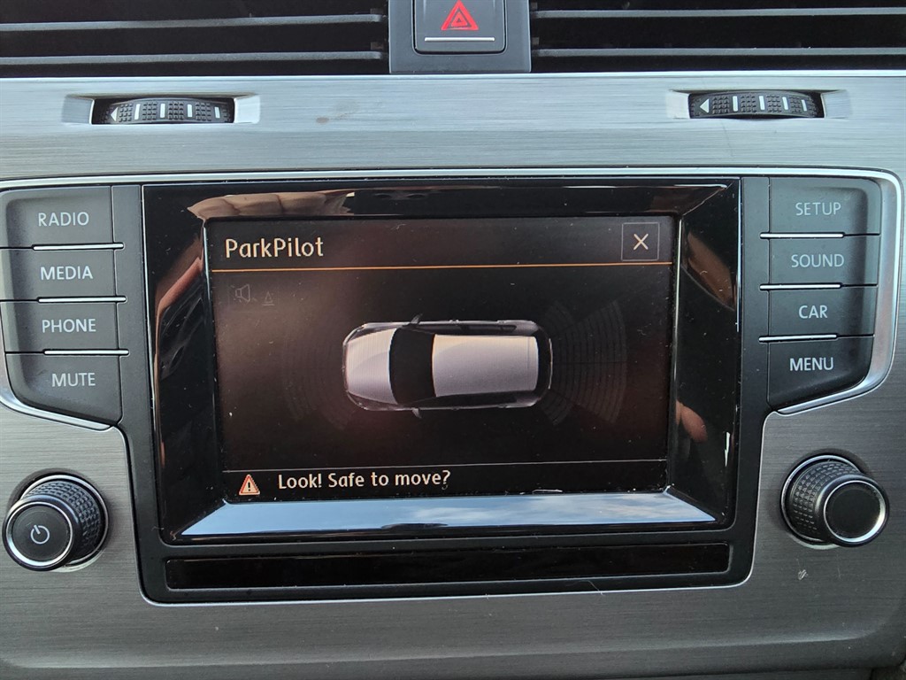 Used Volkswagen Golf 2015 for sale - 77160866: Photo 22