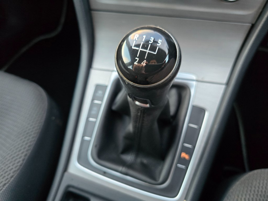 Used Volkswagen Golf 2015 for sale - 77160866: Photo 24