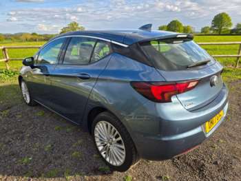 Used Vauxhall Astra 2017 for sale - 75186883: Photo