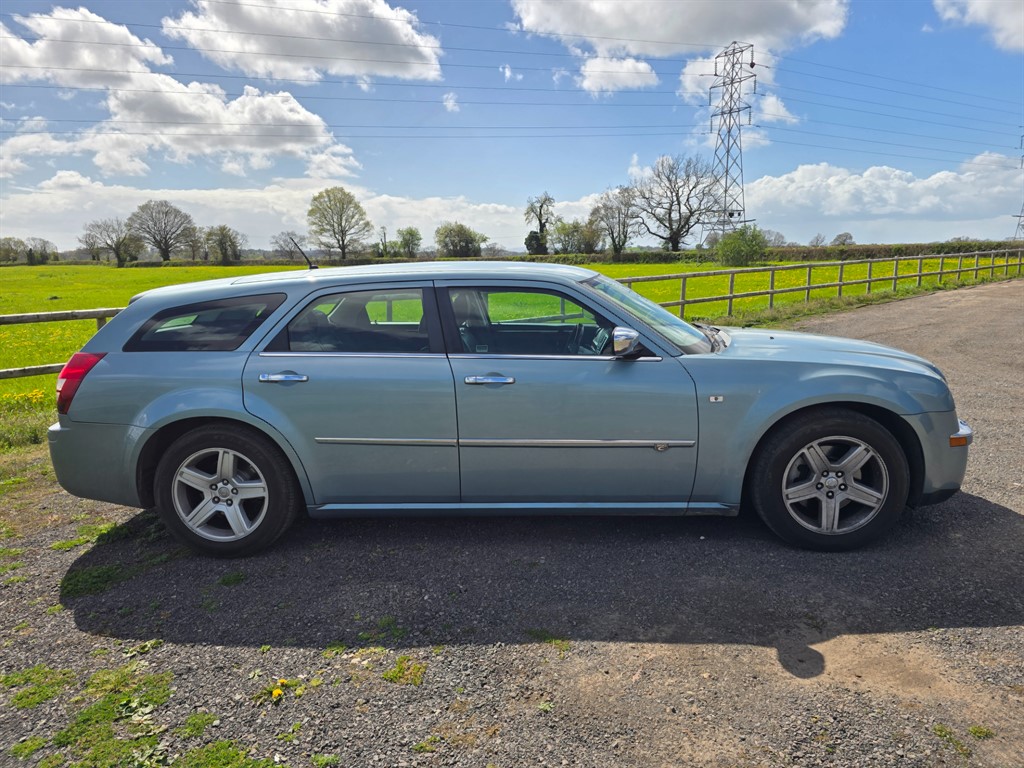 Used Chrysler 300C 2009 for sale - 78216049: Photo 5