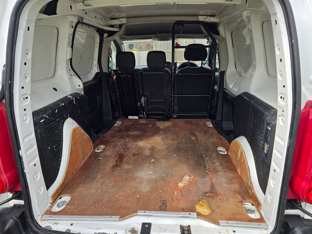 Used Citroen Berlingo 2012 for sale - 77995408: Photo 15