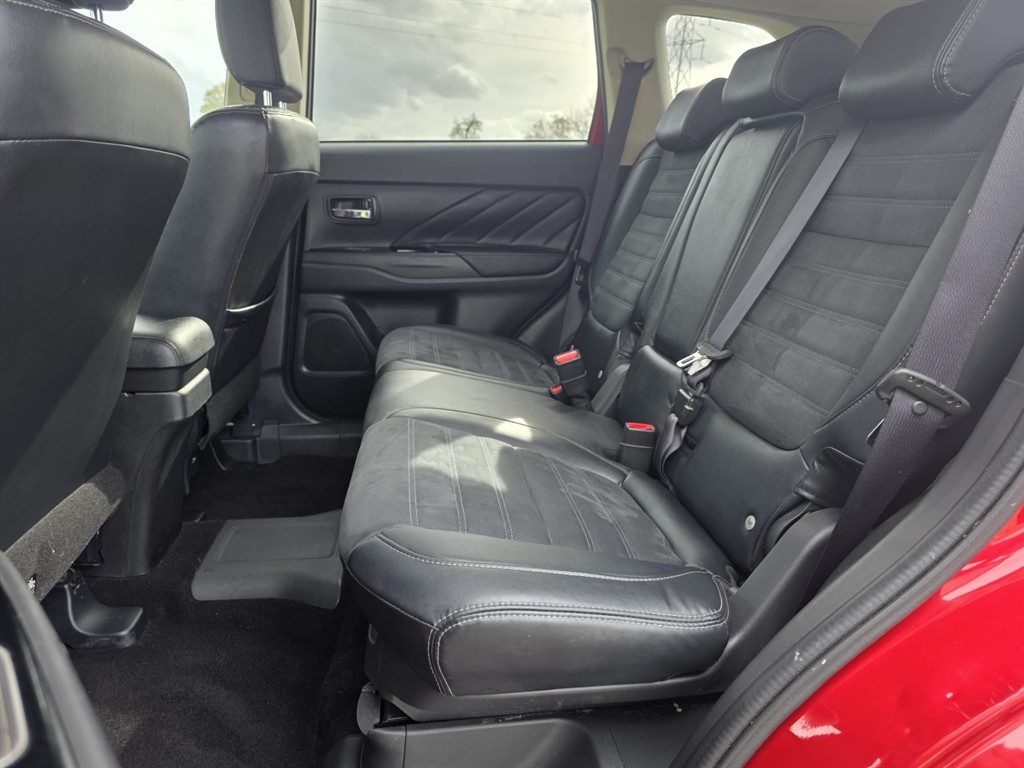 Used Mitsubishi Outlander 2016 for sale - 78216035: Photo 25