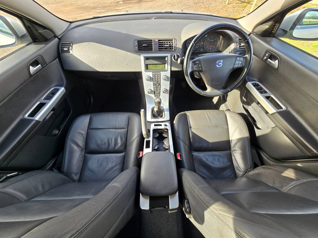 Used Volvo V50 2012 for sale - 77638333: Photo 14