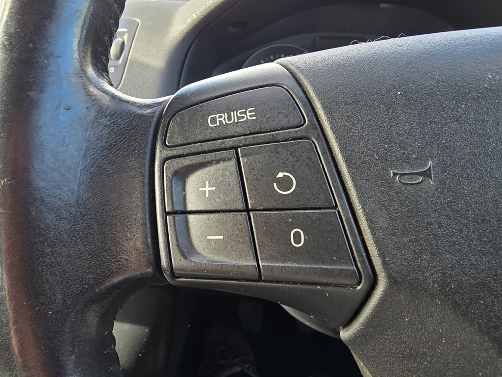 Used Volvo V50 2012 for sale - 77638333: Photo 23