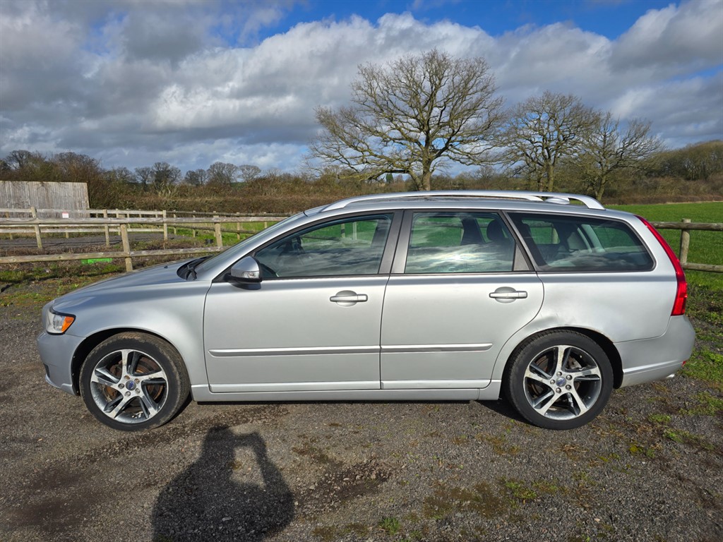 Used Volvo V50 2012 for sale - 77638333: Photo 8