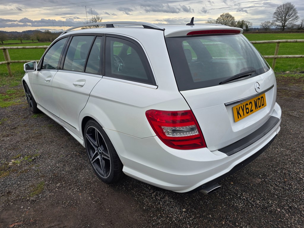 Used Mercedes-Benz C Class 2012 for sale - 77679122: Photo 11