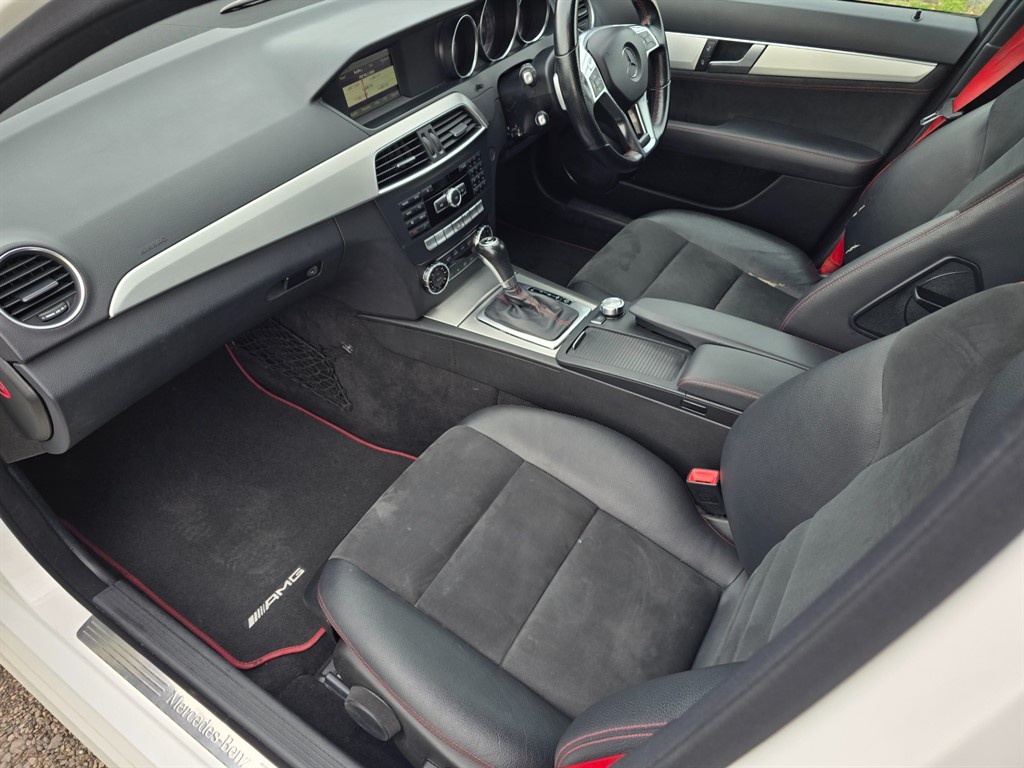 Used Mercedes-Benz C Class 2012 for sale - 77679122: Photo 15