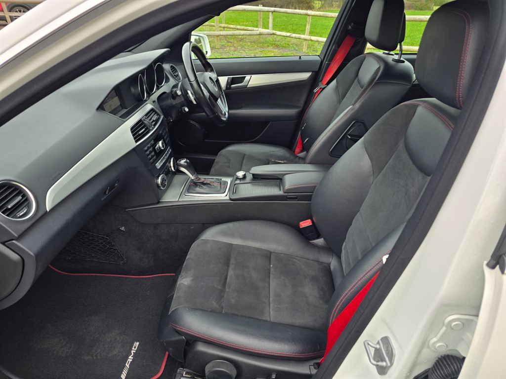 Used Mercedes-Benz C Class 2012 for sale - 77679122: Photo 16